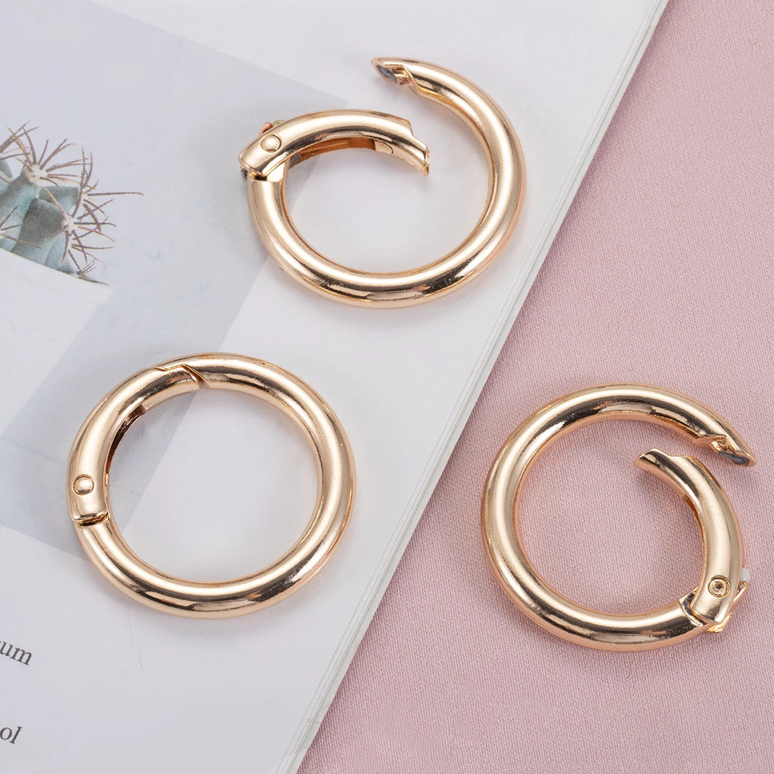 5pcs Round Spring Clasp Keychain Rings